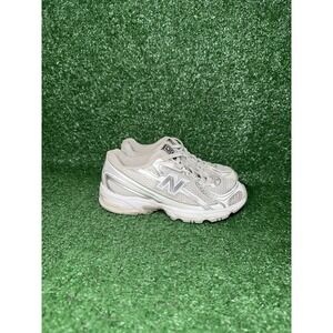 New Balance 740 Toddler Size 13C White Grey Walking Shoes Bungee Lace Sneakers